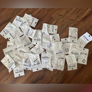 NEW - 30 piece lot of jewelry piercings